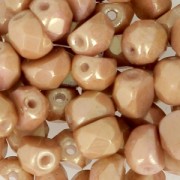Perles en verre Cabochons Facettés 6 mm Opaque Rose Ceramic Look x25|raw }}