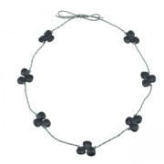 Outil pour faire des noeuds à espacement uniforme et réglable