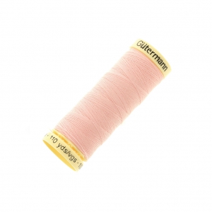 Fil à coudre polyester Gütermann Baby Pink (n°659) x100m