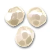 Facettes 6 mm Cream Pearl x25