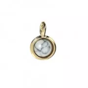 Mini breloque ronde avec pierre imitation Howlite 7 mm doré