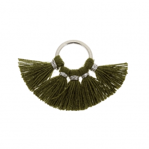 Petit pendentif éventail avec pompons imitation coton 20x29 mm Kaki/argentéx1