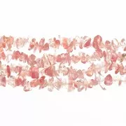 Perles chips 8 - 11 mm imitation pierre gemme  - Strawberry Quartz x85cm