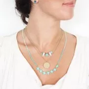 Perles en verre Star Beads par Perles & Co 11x11mm Opaque Vert Sapin Bronze x30