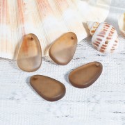 Breloque goutte en résine effet verre dépoli 15x24.5 mm - Marron transparent x1