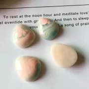 Cabochon poire en résine 18x20 mm à coller - imitation Agate Rose x1