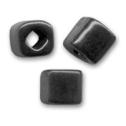 Cubes Toho 4 mm TC-04- 49 - Opaque Jet x10g|raw }}