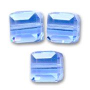 Cubes PureCrystal 5601 4 mm Light Sapphire x8