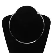 Tour de cou torque rigide plat 14.2 cm en Acier inox x1