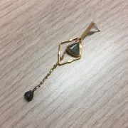 Pendentif triangle avec pierre imitation gemme Labradorite 16x12.5 mm Doré x1