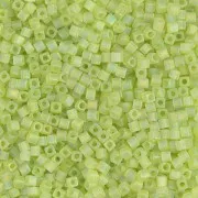 Cubes Miyuki 1.8 mm SB18-0143FR - Tr Chartreuse Mat AB x10g