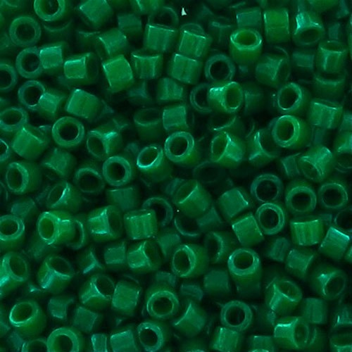 Miyuki Delica 11/0 DB0656 - Dyed Opaque Green paquet de 100g