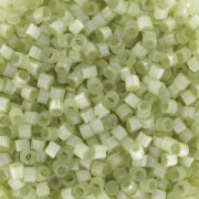 Miyuki Delica 11/0 DB1815 - Dyed Pale Lime Silk Satin x8g|raw }}