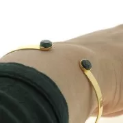 Bracelet serti 6x174 mm pour cabochon ovale fond plat 8x6 mm - Doré à l'or fin x1