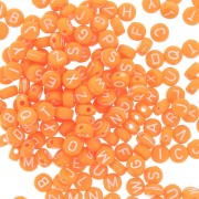 Assortiment de 200 perles plates - lettres alphabet 7 mm - Orange - Blanc|raw }}