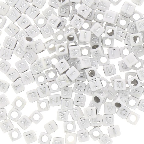 Assortiment de 200 perles lettres alphabet cubes 6 mm - Blanc - Argenté