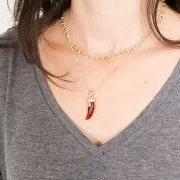 Pendentif dent de requin pierre gemme 26x10mm Quartz Rose - Plaqué Or 3 microns x1