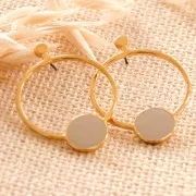 Clous d'oreilles cercle évidé avec résine 48x34.5mm - Doré à l'or fin - Noir x2