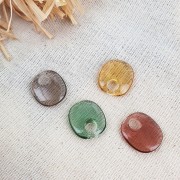 Breloque ovale design en acrylique 17.5x15 mm - Jaune transparent x1