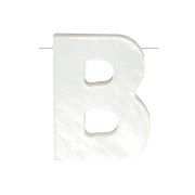 Perle lettre alphabet en nacre 10x8 mm - B - Naturel x1