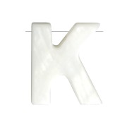 Perle lettre alphabet en nacre 10x8.5 mm - K x1|raw }}
