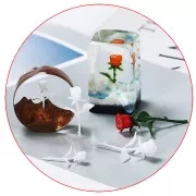 Rose en plastique 20 mm pour accessoires & bijoux résine d'inclusion - Blanc x1