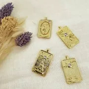 Pendentif carte de tarot - Le soleil - avec oxyde de Zirconium  34x18 mm - Doré - Crystal x1