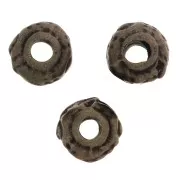 Perles rondelles irrégulières travaillées 5 mm - Bronze x5