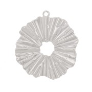 Pendentif rond irrégulier ajouré effet plissé 19x17 mm - Rhodié x1
