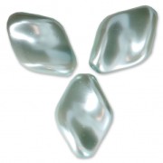 Perles torsadées nacrées 19x13 mm Light Blue x10|raw }}