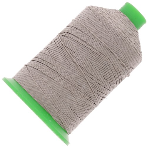 Fil en polyester Vega Super taille 20 - Taupe n°715 x300m