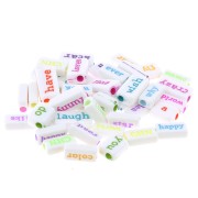 Assortiment de 60 perles rectangles mots & tailles aléatoires Blanc - Multicolore|raw }}