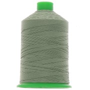 Fil en polyester Vega taille 30 - Vert amande n°910 x450m
