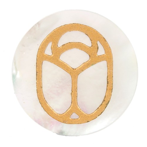 Cabochon rond plat 15 mm - scarabée gravé exclu Perles & Co - Nacre x1