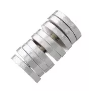 Perles rondelles Heishi - disques plats percés 4x0.7 mm - Argenté x50