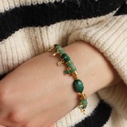 Perle ovale gravée scarabée 16x12 mm en pierre gemme - Lapis lazuli x1