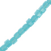 Perles cubes en verre facetté 2.5 mm - Bleu ciel x45cm