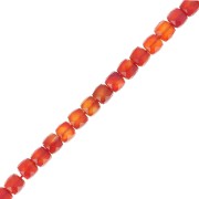 Perles cube facetté 4x4 mm en pierre gemme - Agate rouge x10|raw }}