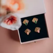 Ecrin bijoux à tiroir pour parure en carton 9x9x3 cm - Rose - Doré x1