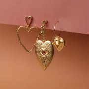 Pendentif coeur évidé martelé 35x29 mm - Doré à l'or fin x1