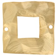 Intercalaire carré irrégulier martelé strié 21 mm - Doré à l'or fin x1|raw }}