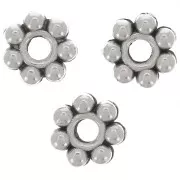Perles rondelles fleurs 6 mm - Placage argent fin vieilli x100