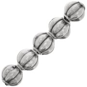 Perles rondes effet fleur 8 mm - Argenté vieilli x4