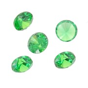 Cabochons ronds 2 mm en Oxyde de Zirconium - Emerald x5|raw }}