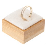 Porte bijoux - Plot bague avec languette 40x40 mm - Bambou - Suédine Beige x1