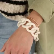 Maillon ovale torsadé en acrylique 39x34 mm - Jaune fluo x1