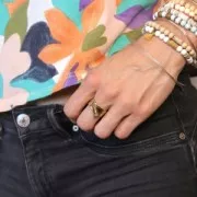 Bague large martelée réglable et anneau ouvert - T.53 à 58 Acier inox 316L Doré