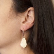 Crochets d'oreilles avec strass 22x2 mm avec un trou - Doré - Crystal x2