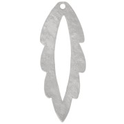 Pendentif feuille évidé martelé 35x13 mm - Rhodié x1