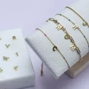 Intercalaire lettre alphabet 6x7 mm - R - Acier inoxydable 316L Doré x1